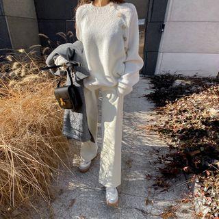 Buttoned Oversized Woolen Sweater