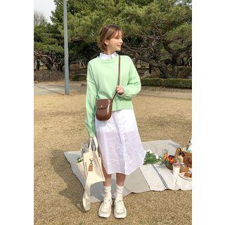 Cutaway-back Lightweight Sweater
