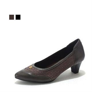 Genuine Leather Metal-detail Pumps