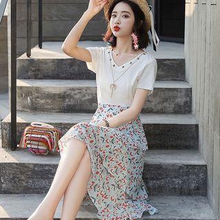 Short-sleeve Paneled Asymmetric Floral A-line Dress