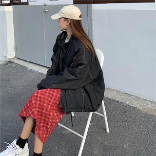 Loose-fit Jacket / Plaid Slim-fit Skirt