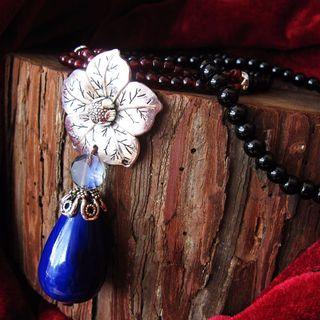 Ceramic Drop Silver Flower Pendant Necklace