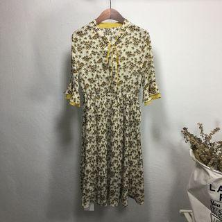 Floral Print Elbow Sleeve Pleated Dress