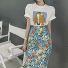 Short-sleeve Print T-shirt / Floral Midi Pencil Skirt