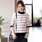 Contrast-trim 3/4-sleeve Knit Top
