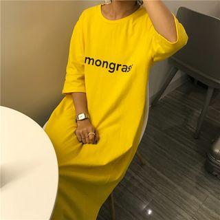 Lettering Open Back 3/4 Sleeve Midi T-shirt Dress