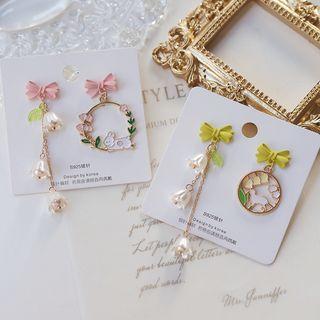 Cat / Rabbit Flower Asymmetrical A-line Dangle Earring