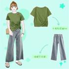 Plain Short-sleeve T-shirt / Cropped Wide-leg Jeans