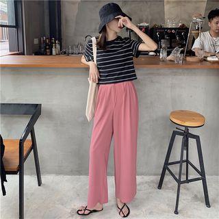 Short-sleeve Striped T-shirt / Plain Pants
