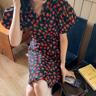 Short-sleeve Floral Print A-line Dress Red Floral - Black - One Size