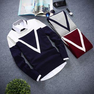 Geometric Panel Round Neck Knit Top