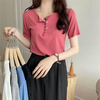 Short-sleeve Lettuce Edge Henley T-shirt
