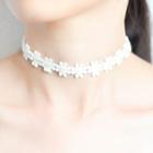 Daisy Choker