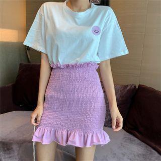 Smiley Face Print Elbow-sleeve T-shirt / Mini Straight-fit Skirt