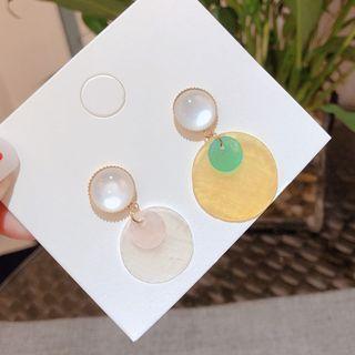 Non-matching Shell & Disc Dangle Earring