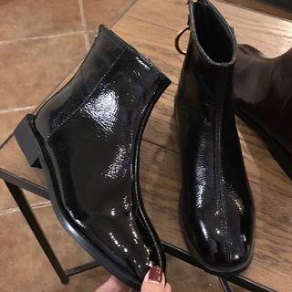 Hoop Detail Short Boots
