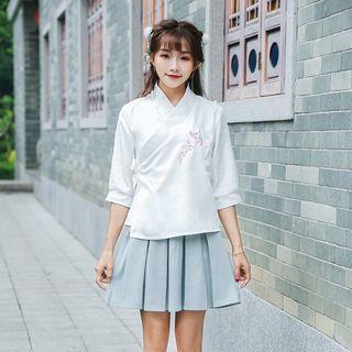 3/4-sleeve Blouse / Pleated Skirt