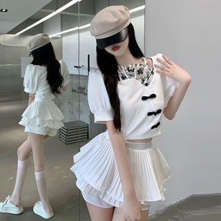 Mock Two-piece Puff-sleeve Floral Print Blouse / Skort