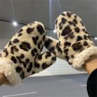 Leopard Print Fleece Mittens
