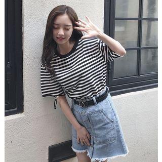 Striped Elbow Sleeve Mock Neck T-shirt