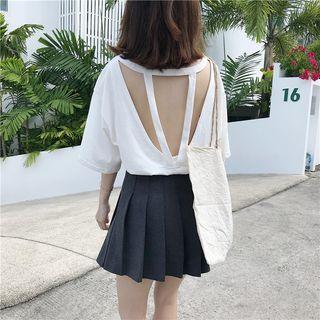 Key-hole Back Short-sleeve Top