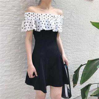 Dotted Off-shoulder Ruffle Short-sleeve Dress