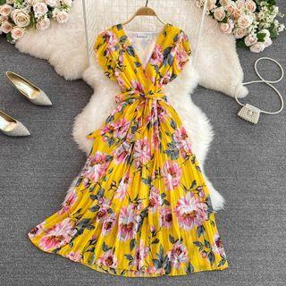 Floral Print Pleated Wrapped Maxi Dress