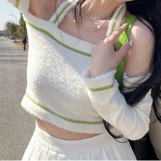Cold-shoulder Contrast Trim Cropped Sweater White - One Size
