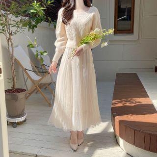 Set: Cable-knit Top + Sleeveless Maxi Mesh Dress