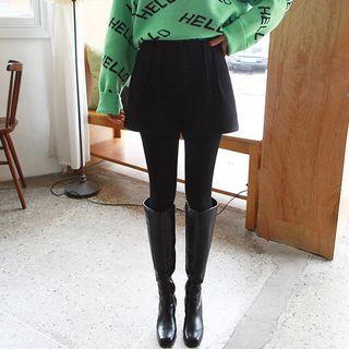Pintuck-front Woolen Shorts
