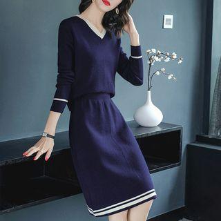 Set: V-neck Color Block Sweater + Straight-fit Knit Skirt