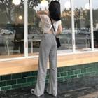 Short-sleeve Twisted-back T-shirt / Striped Wide Leg Pants