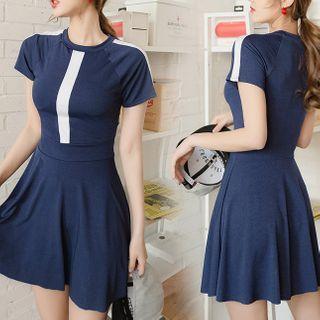 Short-sleeve Two-tone Swimdress