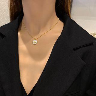 Shell Whale Tail Pendant Necklace X132 - Gold - One Size