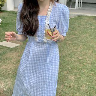 Short-sleeve Plaid Midi A-line Dress Blue - One Size