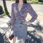 V-neck Floral Print Blouse / Asymmetric Demin Skirt