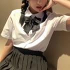 Short-sleeve Shirt / Bow / Pleated Skirt / Set