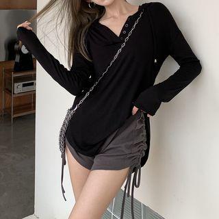 Long-sleeve Hooded Henley T-shirt / Drawstring Hot Pants