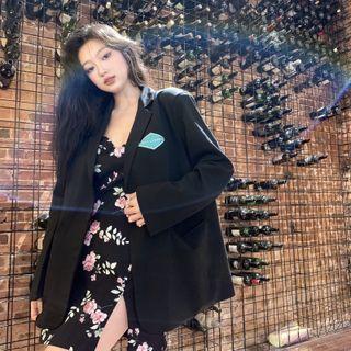 Lettering Print Single-breasted Blazer / Spaghetti Strap Floral Print Mini Sheath Dress