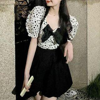 Puff-sleeve Bow Cropped Blouse / Mini A-line Skirt