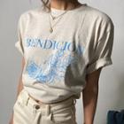 Short-sleeve Graphic Print T-shirt Light Gray - One Size