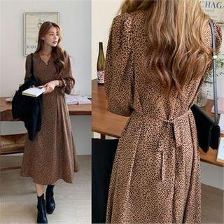 V-neck Leopard Tie-waist Dress