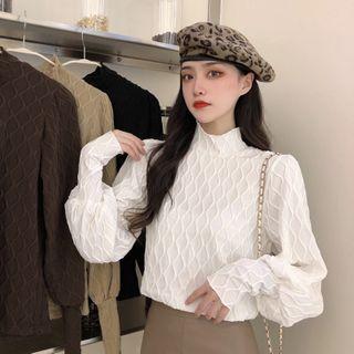 Long-sleeve Semi High-neck Patterned Top