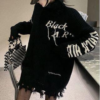 Lettering Distressed Sweater Black - One Size