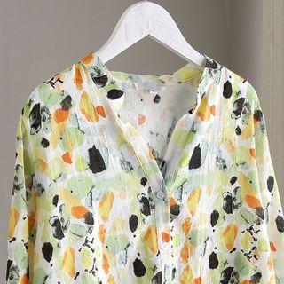 V-neck Printed Color-block Oversize Shirt
