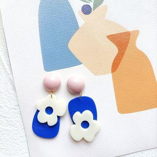 Flower Acrylic Asymmetrical Dangle Earring