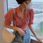 Cropped V-neck Short-sleeve Shirt