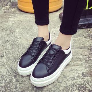 Contrast Heel Tab Sneakers