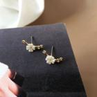 Flower Stud Earring 1 Pair - Flower Stud Earring - Gold & White - One Size