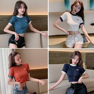 Short-sleeve Contrast Trim Crop Top